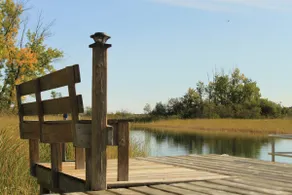 Roomy 3 bedroom cabin with fireplace on the river - Image 4