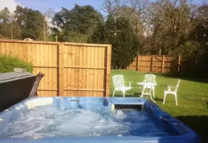 Cosy Countryside Cottage - Hot Tub & Dog friendly - Image 2