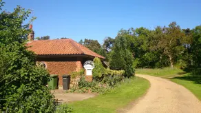 Cosy Countryside Cottage - Hot Tub & Dog friendly - Image 3