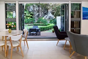 Driftwood Villa's - Scotts Head - Image 2