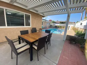QUIET HOME -3 Bedroom & Den, + POOL, sleep 8 plus - Image 4