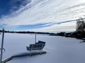 Lakefront-Firepit-snowmobile trails-ice fishing - Image 2