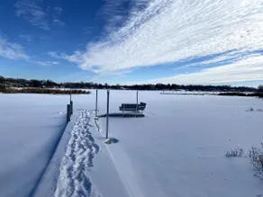 Lakefront-Firepit-snowmobile trails-ice fishing - Image 3