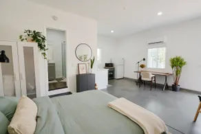 Private Backyard Studio near the heart of Alhambra - Image 3