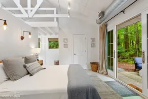 Couples alert! PVT beach access, hot tub, firepit! - Image 5