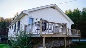 2-Bedroom , 1 1/2 Bath Apartment with Mt Views. - Image 2