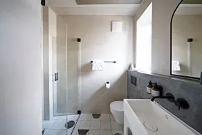 Numa | Small Room near Hellbrunn Palace - Image 5