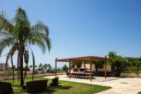 8BR Twin-Villa Retreat in Lush Gardens by etouri - Image 5