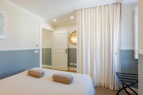 Tastefully Decorated Apartment in Bairro Alto - Image 2