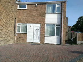 Blueville House, Bluewater, 4 Bedroom Houses, Greenhithe, Dartford, Kent-Hosted by Castile Accommodations Ltd - Image 3