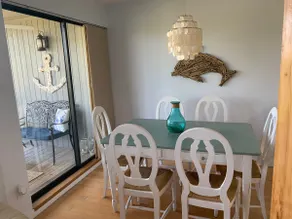 NCISeabatical Townhouse 3BR/2BA, sleeps 6; - Image 4