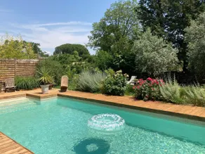 Beautiful cottage rated 3 stars +pool next Avignon - Image 3