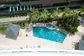 Broadbeach Ideal Location 1011 - Image 5