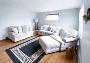 2BD, Friendly Neighborhood, Long Stays, 20min-City - Image 4