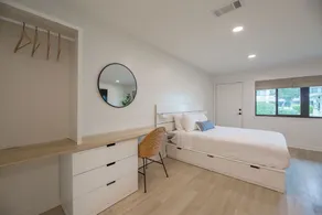 Modern Seagrove studio steps from the beach - Image 5