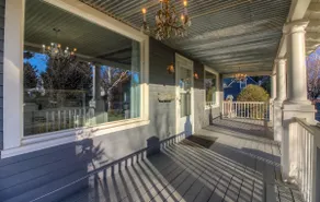 Chandelier House - Image 5