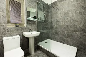 Entire apartment- Syston The Joiners Yard - Image 3