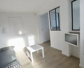 Quiet neighborhood apartment 15 min Paris Versailles Orly - Image 3