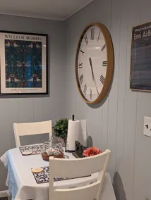 Cozy Private Studio Unit w/ Laundry and Parking! - Image 5