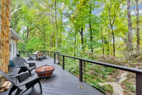 Lakefront Luxury Cabin Retreat with Jacuzzi & Party Dock - Image 5