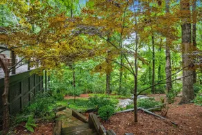 Lakefront Luxury Cabin Retreat with Jacuzzi & Party Dock - Image 2