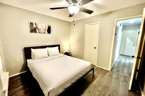 3BR Home in Katy l 40 Mins from FIFA Stadium - Image 5