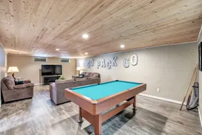 Shadow Lane Tailgate House - Newly Remodeled - Image 3