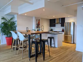 Lovely condo with view, parking and fireplace. - Image 4