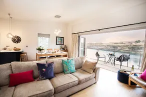Clearwater - lakeside house with hot tub and views - Image 3