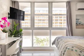 Condado Beach Getaway Ocean View. - Image 2