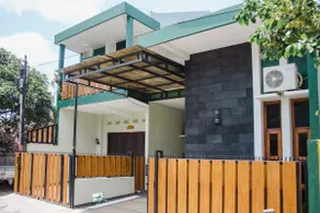 Omaha Homestay -Woody Green House with 3 Bed Rooms - Image 2