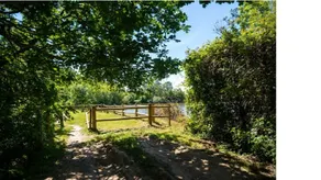 Mill on the edge of its private pond - Image 4