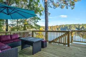 **Family Retreat w/ Lake FRONT View (4bdr) - Image 3