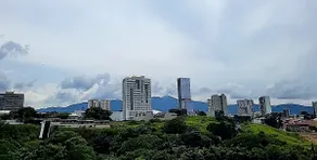 New & Modern APT - 100 MBPS 15 min from airport - Image 4
