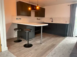Luxury Suite - Balcony Apartment Luddenden Ft - Image 4