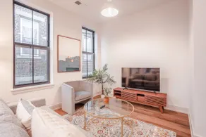 Comfortable Dtwn Condo by Restaurants w/Parking - Image 2