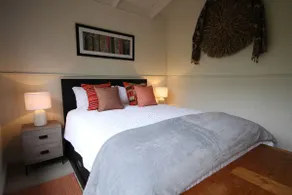 LOCHIEL CABIN - Charming, modern & rustic. - Image 4