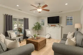 Convenient N. Chattanooga 3 bedroom/2 bath Home - Image 2