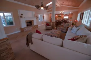 Private Gated 3 ac. Estate (Vineyard, Pool, Spa) - Image 5