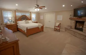 Private Gated 3 ac. Estate (Vineyard, Pool, Spa) - Image 2