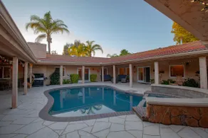 Private Gated 3 ac. Estate (Vineyard, Pool, Spa) - Image 3