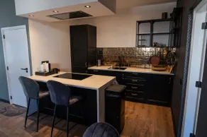 Luxury apartment in the center of a cozy village. - Image 5