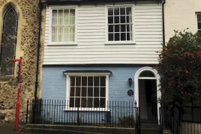 Grade II 3-bed cottage• Free parking • Sonos & 5.1 - Image 2