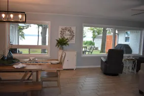 Three Oaks Waterfront Home on Lake Palestine - Image 3