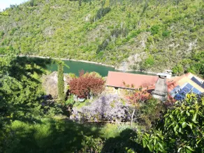 Close to swimming/canoeing | Terrace & garden - Image 4