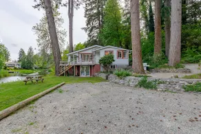 Cozy Lake Front Cottage - Family & Pet Friendly! - Image 3