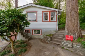 Cozy Lake Front Cottage - Family & Pet Friendly! - Image 5