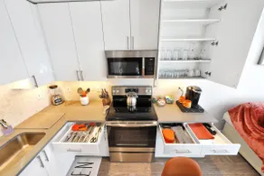 Elegant Main Street Living* Near NYC - Image 3