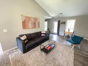 Spacious 4 bedroom home near Charleston & beaches! - Image 2