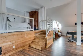 Luxurious loft with panoramic views of Quebec City - Image 5